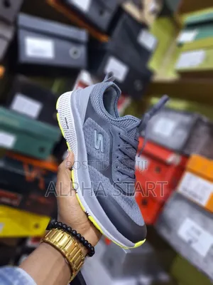 Photo - New Arrival Comfortable Flat Skechers Made in Vietnam