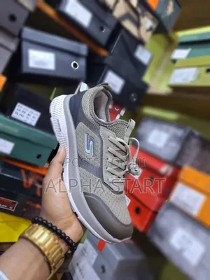 New Arrival Comfortable Flat Skechers Made in Vietnam