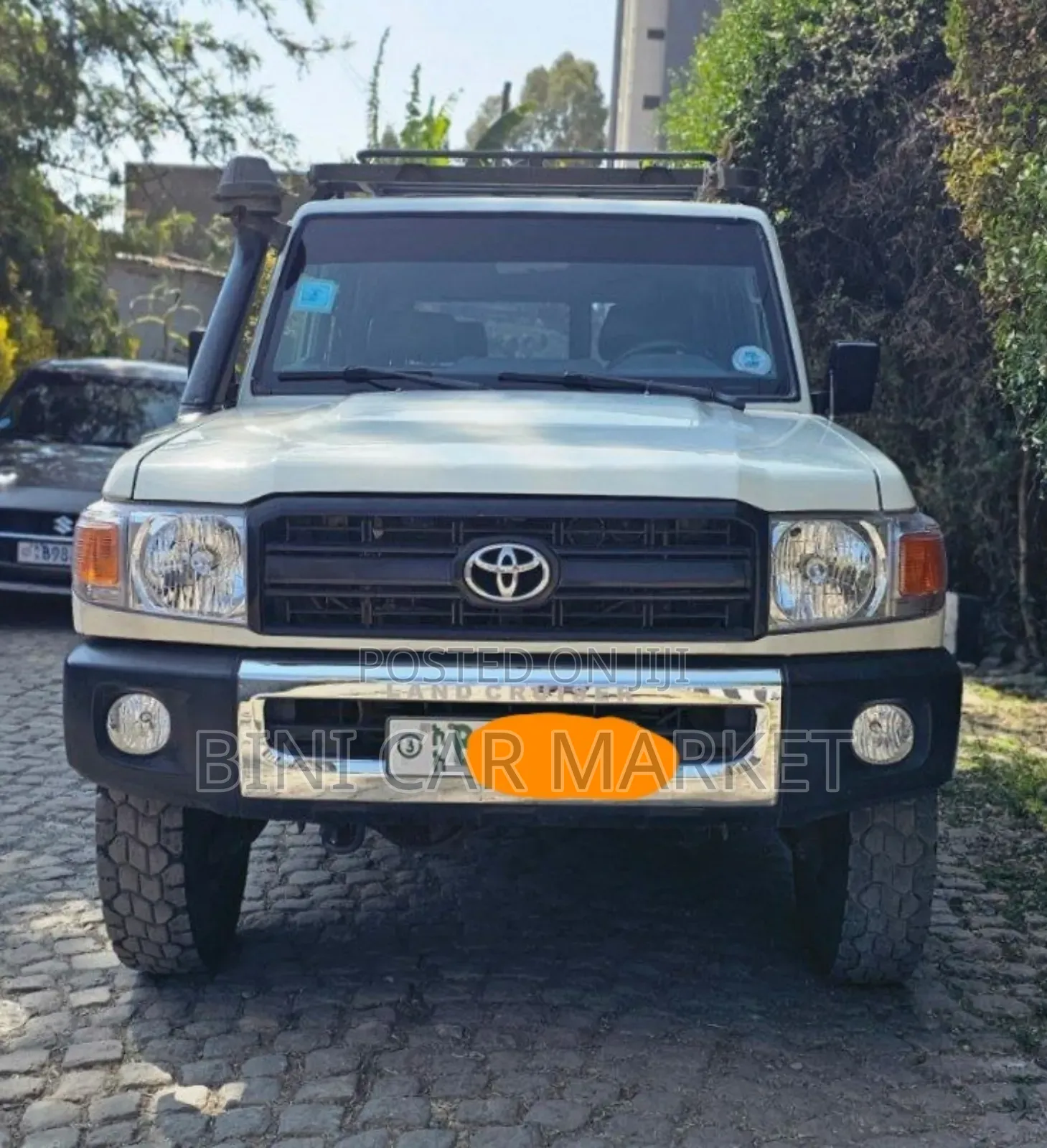 Toyota Land Cruiser 2014 White