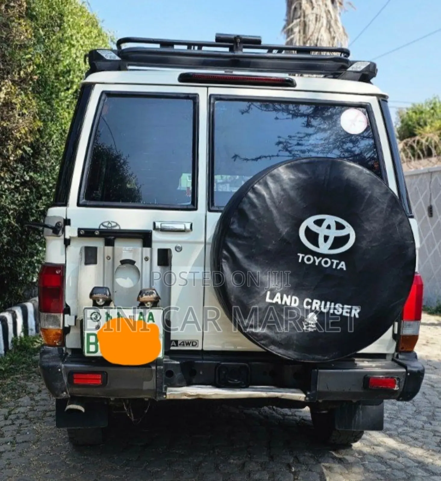 Toyota Land Cruiser 2014 White