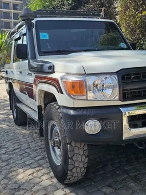 Toyota Land Cruiser 2014 White