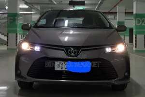 Photo - Toyota Corolla 2023 Gray