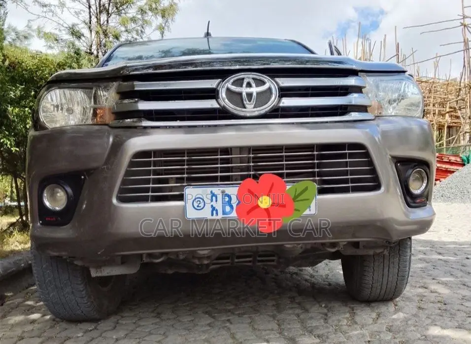 Toyota Hilux Revo Single Cab Deisel 2.4 RWD 2016 Gray