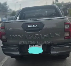 Toyota Hilux Revo Double Cab Deisel 2.8 AWD 2021 Gray