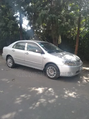 Toyota Corolla 2004 Silver