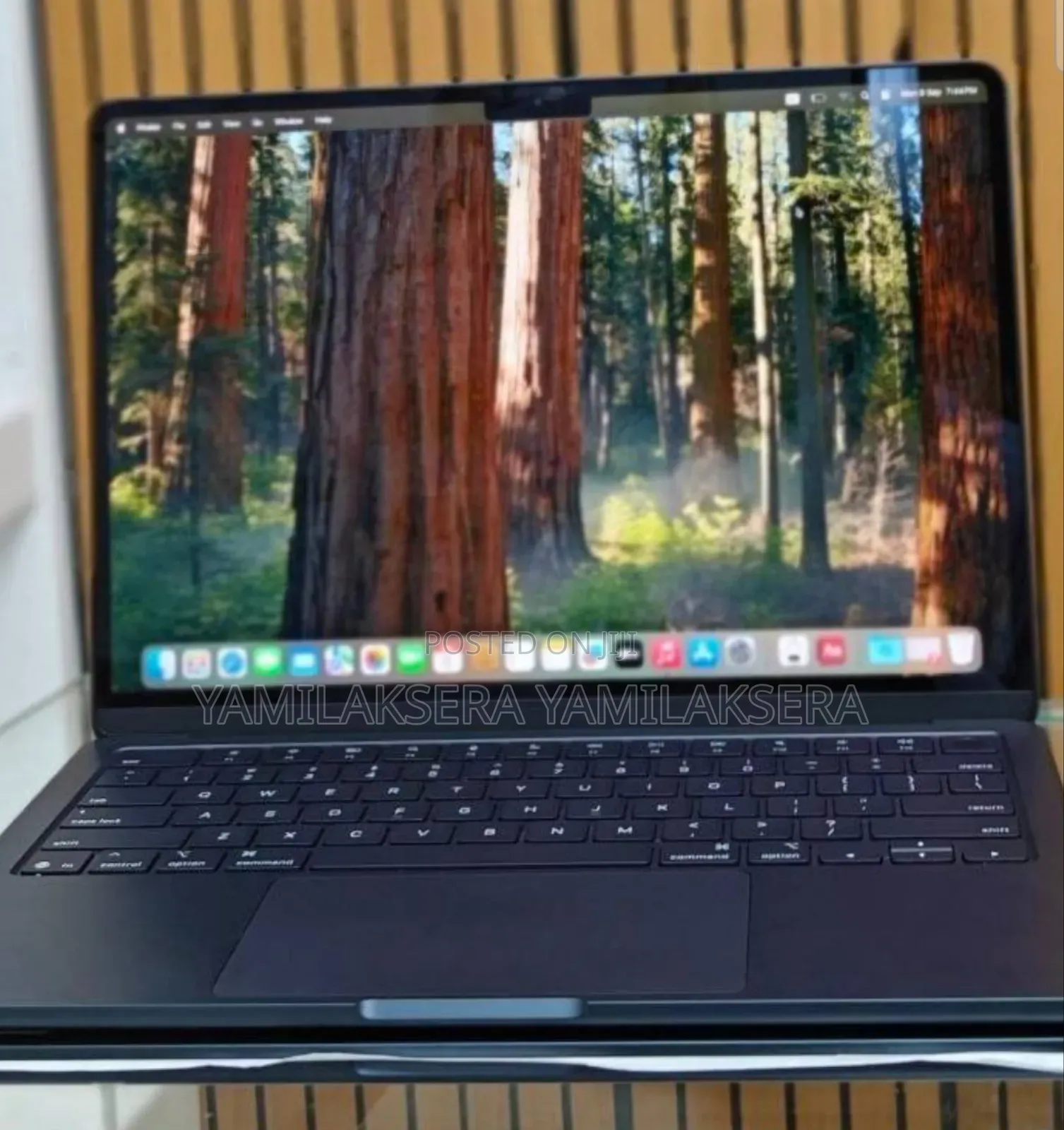 New Laptop Apple MacBook Air 2024 M3 13-Inch 8GB Apple M3 SSD 256GB