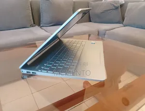 Laptop HP 15-Dy2075tg 16GB Intel Core I5 SSD 512GB