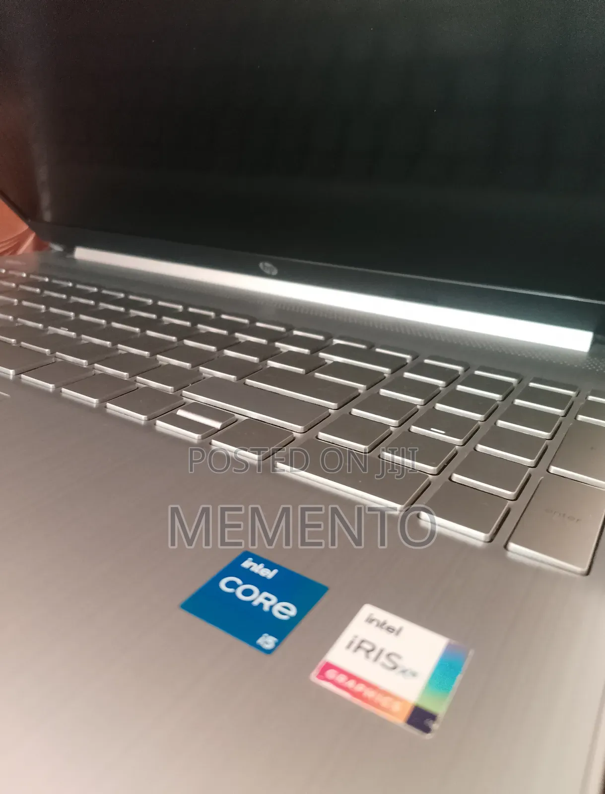 Laptop HP 15-Dy2075tg 16GB Intel Core I5 SSD 512GB