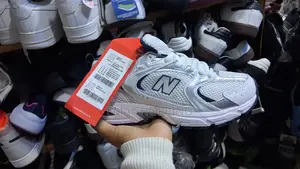 Photo - New Balance 530