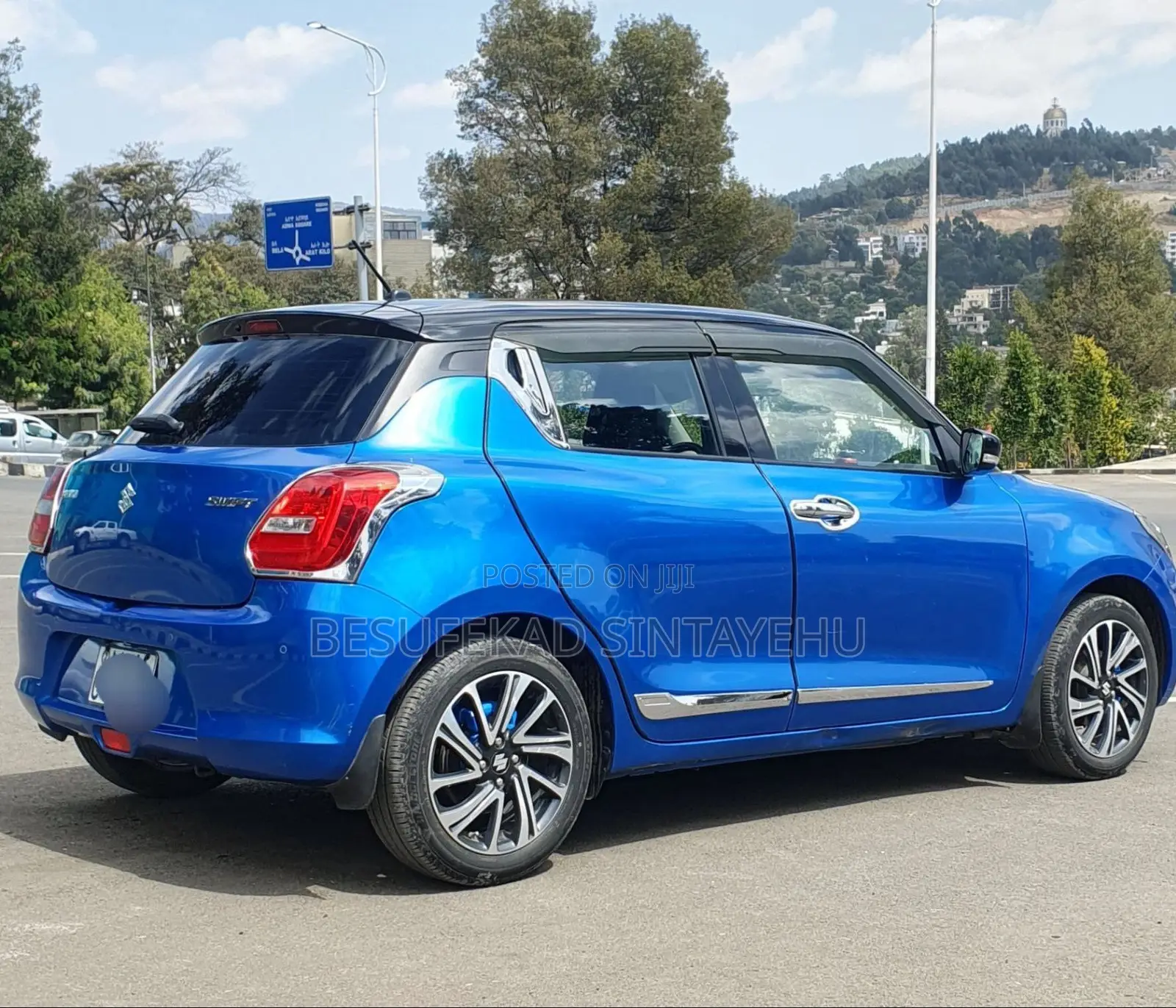 Suzuki Swift 2023 Blue