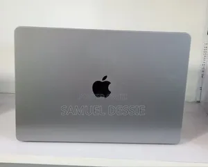 New Laptop Apple MacBook Air 2023 M2 8GB Apple M2 SSD 256GB