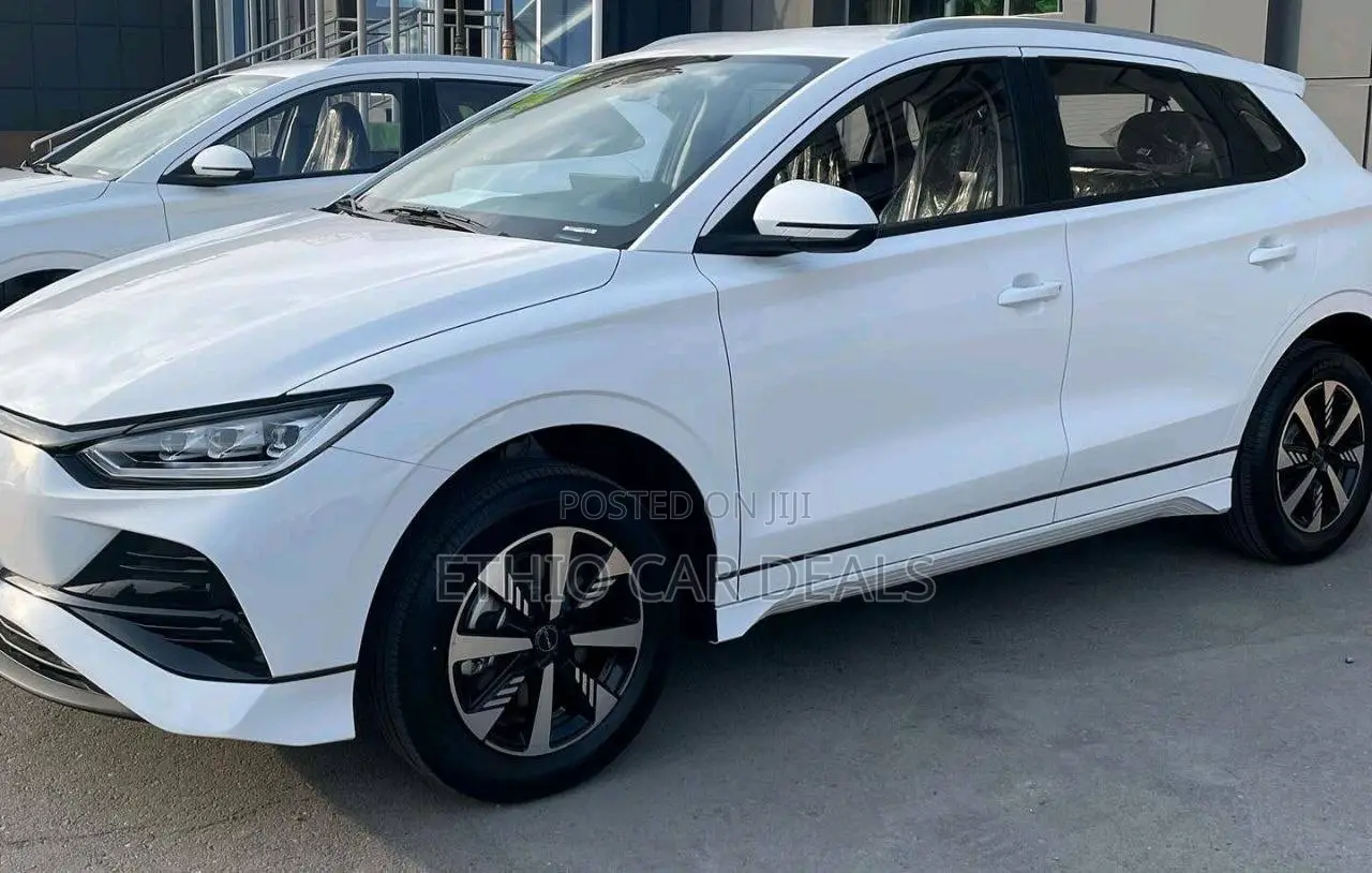 New BYD E2 43 kWh 94 hp FWD 2025 White