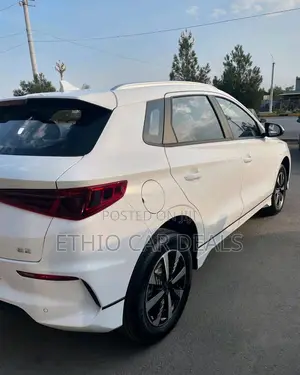 New BYD E2 43 kWh 94 hp FWD 2025 White