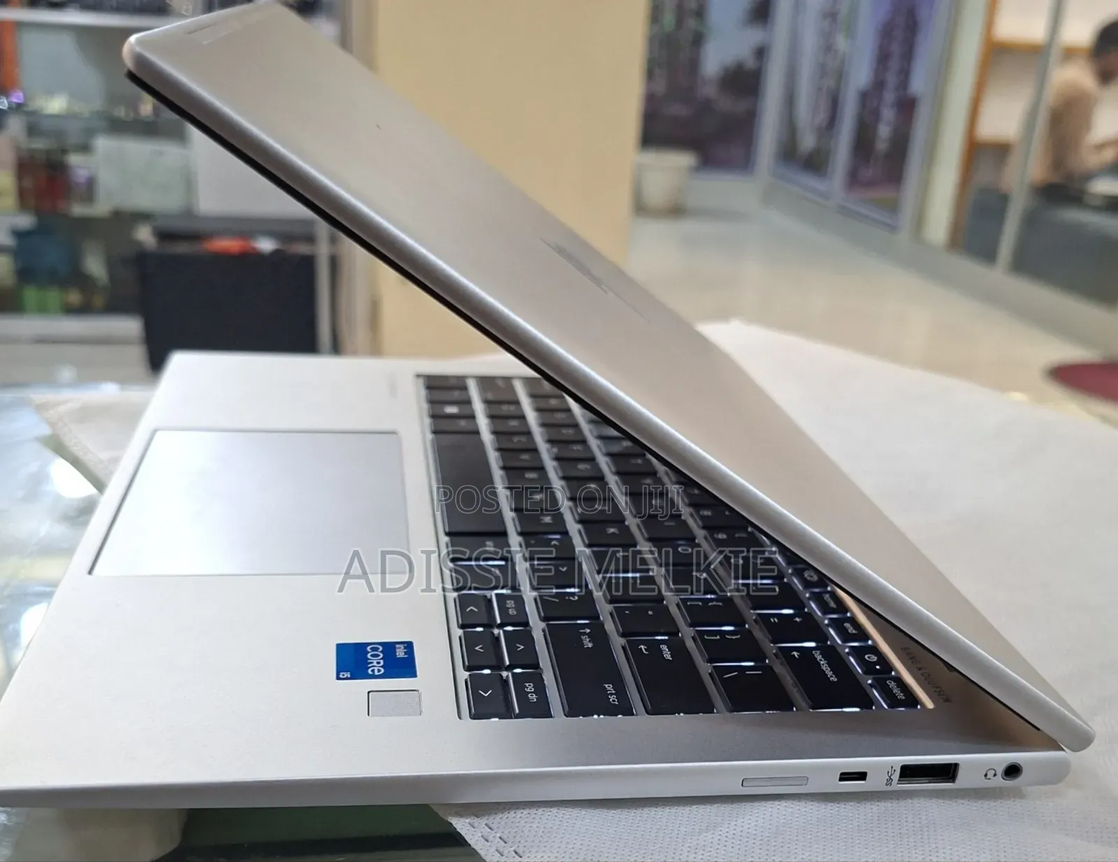 New Laptop HP EliteBook 840 G10 16GB Intel Core I5 SSD 1T