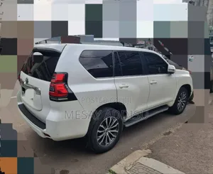 Toyota Land Cruiser Prado 2022 White