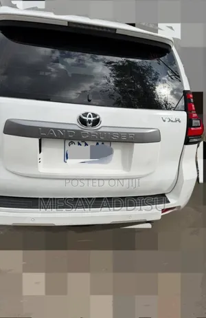 Toyota Land Cruiser Prado 2022 White