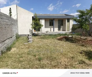 3bdrm Villa in Legetafo, Yeka for sale