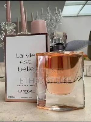 Lancom La Vie Est