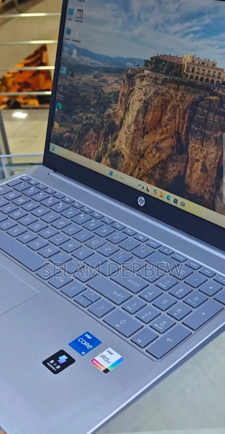 New Laptop HP Stream Notebook 16GB Intel Core I5 SSD 1T