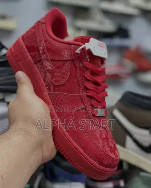New Arrival Airforce 1 Supreme Mad Made in Vietnam