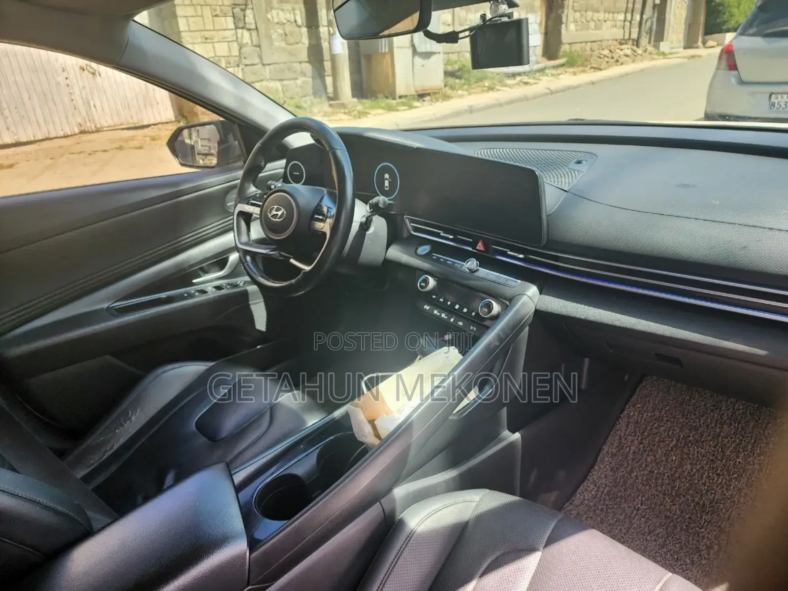 Hyundai Avante 2021 White