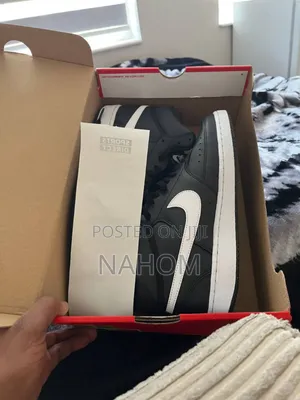 Nike Court Vision Mid