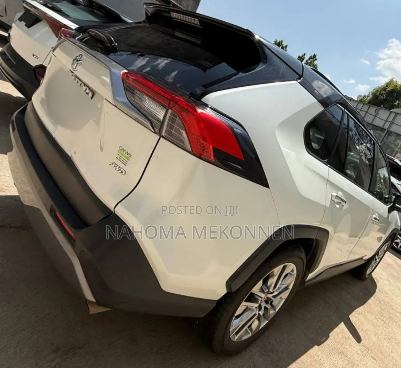 Toyota RAV4 2021 White