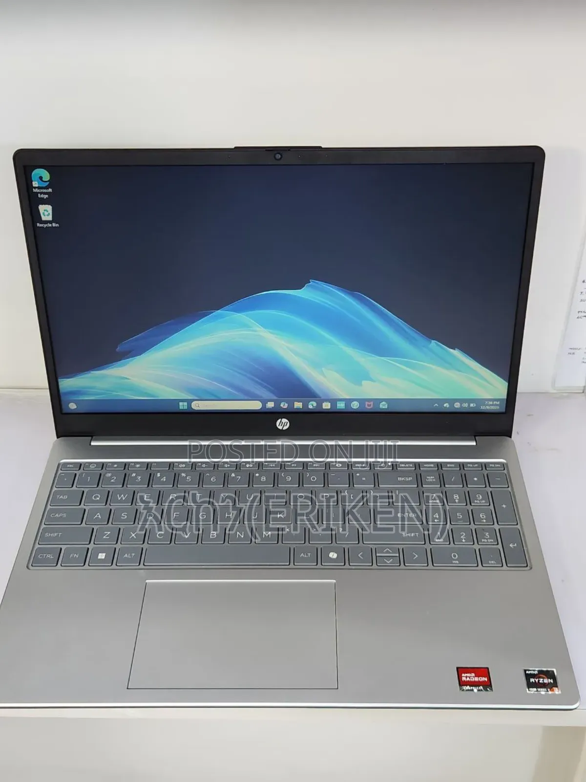 New Laptop HP Stream Notebook 8GB AMD Ryzen 3 SSD 256GB