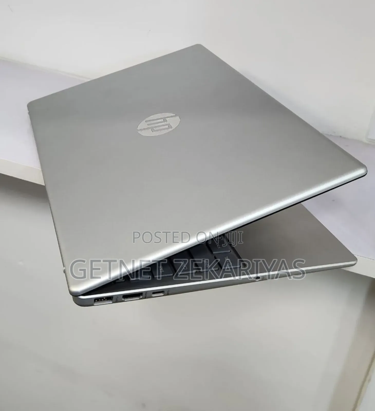 New Laptop HP Stream Notebook 8GB AMD Ryzen 3 SSD 256GB