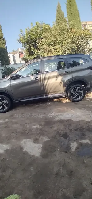 Toyota Rush 2022 Gray