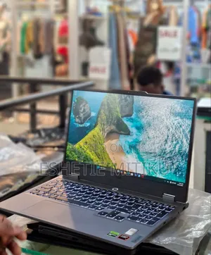 Photo - New Laptop Lenovo LOQ 15ARP9 16GB AMD Ryzen 7 SSD 512GB