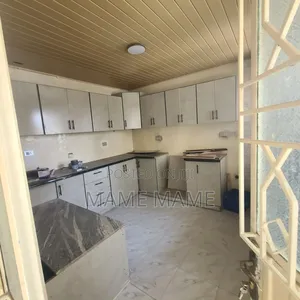 4bdrm House in Addis Abeba, Bole for rent