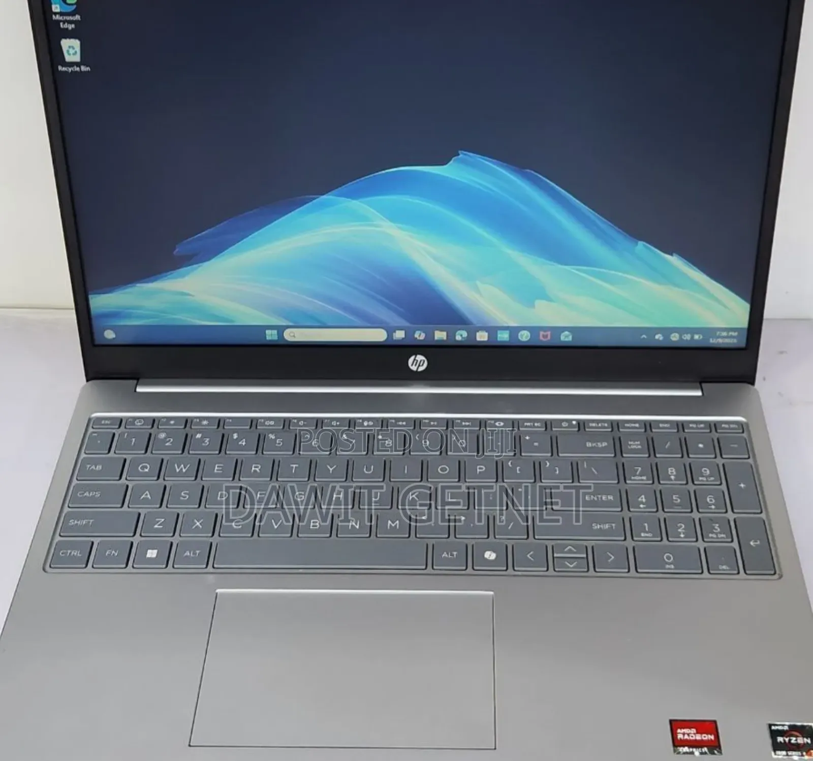 New Laptop HP Stream Notebook 8GB AMD Ryzen 3 SSD 256GB