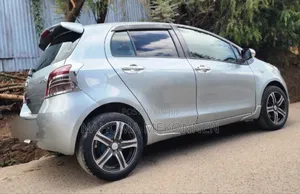 Toyota Yaris 2007 Gray