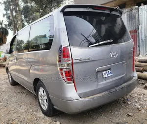 Photo - Hyundai Starex 2013 Gray