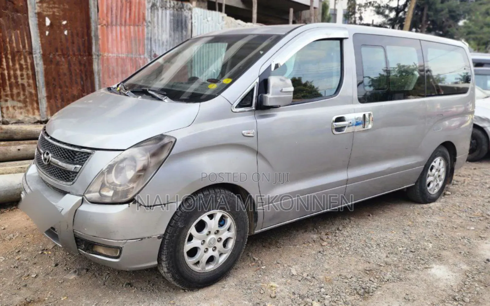 Hyundai Starex 2013 Gray