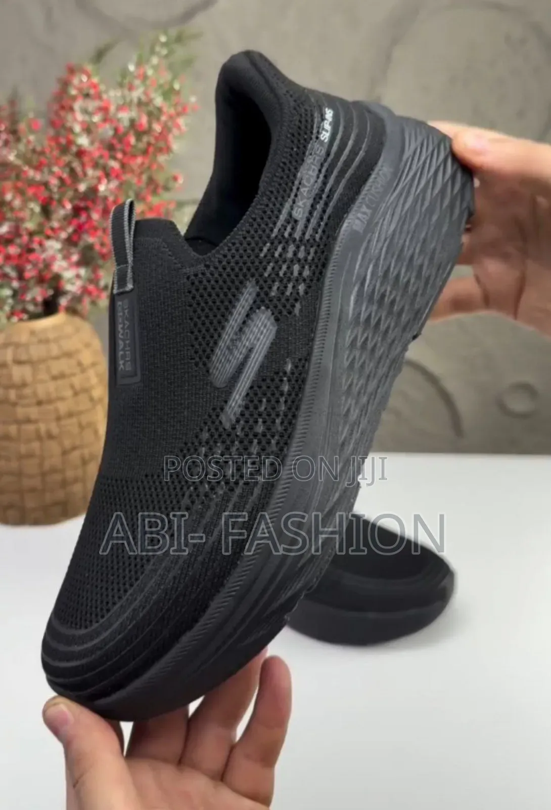 Skechers Slip-Ins Max Cushion Premium Quality