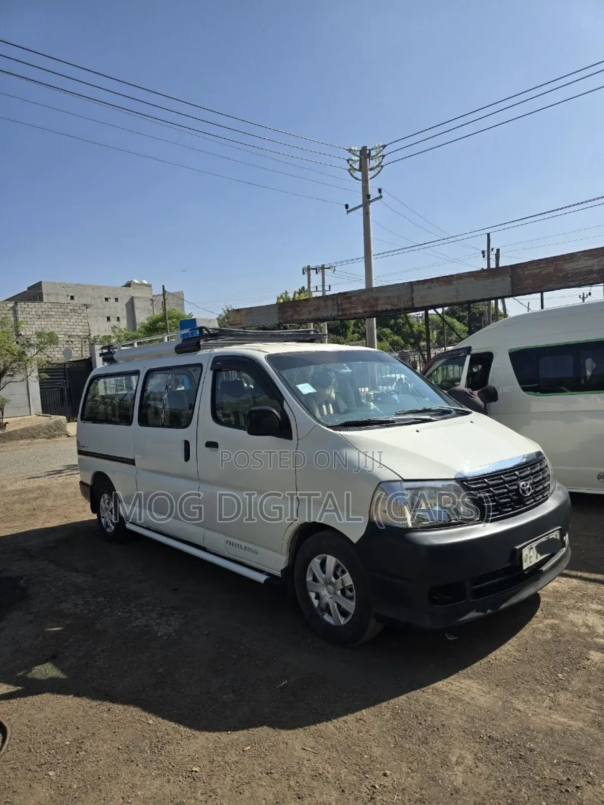 Toyota HiAce 2008 White