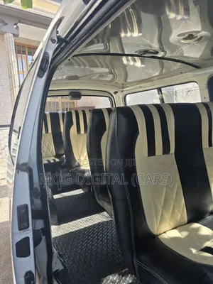 Toyota HiAce 2008 White