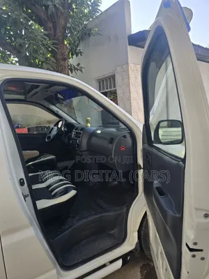 Toyota HiAce 2008 White