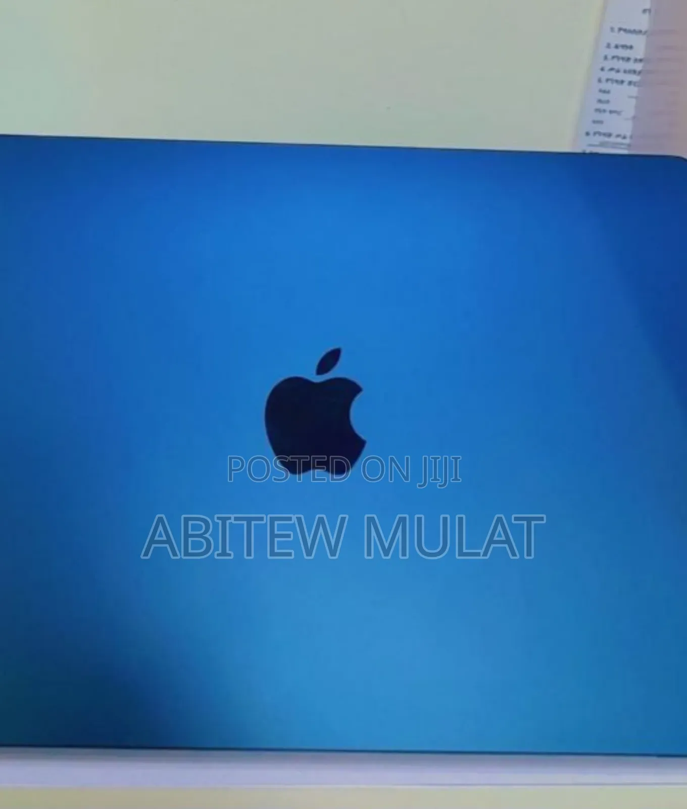 New Laptop Apple MacBook Air 2022 M2 16GB Apple M2 SSD 256GB