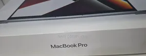 Photo - New Laptop Apple MacBook Pro M1 32GB Apple M1 Pro SSD 1T