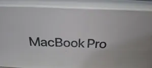 New Laptop Apple MacBook Pro M1 32GB Apple M1 Pro SSD 1T