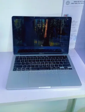 New Laptop Apple MacBook Pro 8GB Apple M2 SSD 256GB