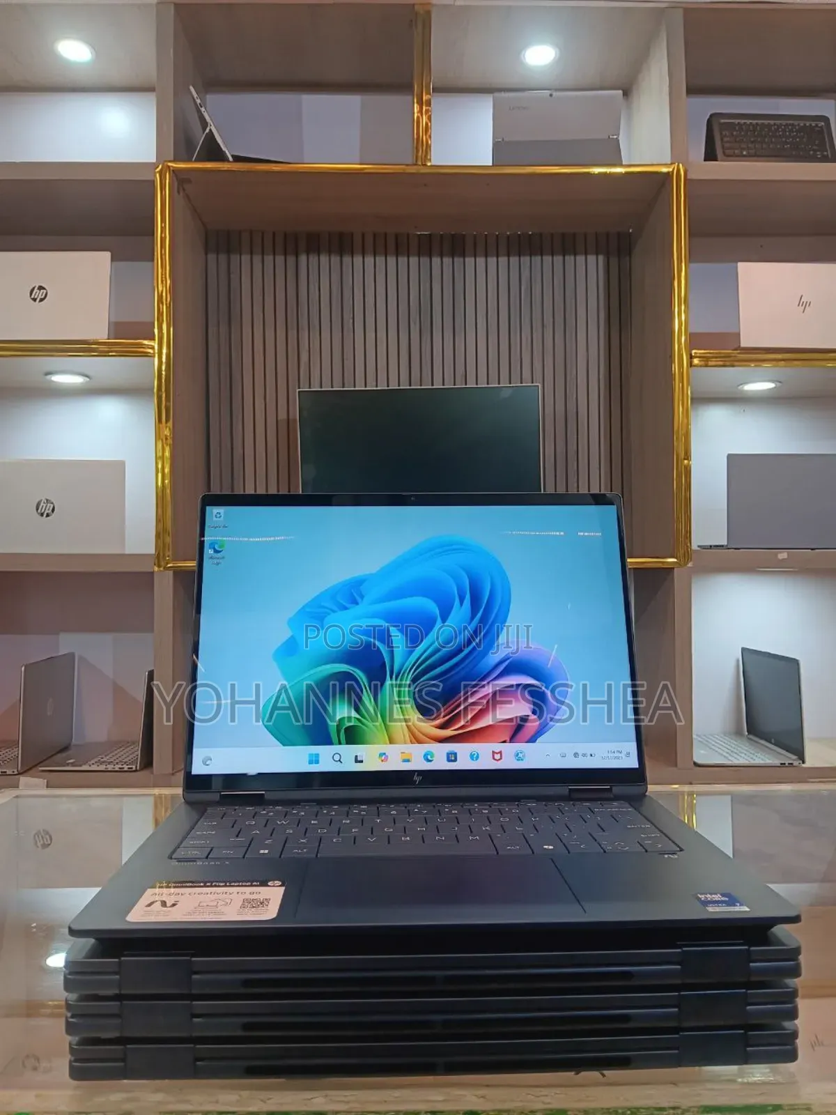 New Laptop HP OmniBook Ultra Flip 14" 16GB Intel Core Ultra 7 SSD 1T