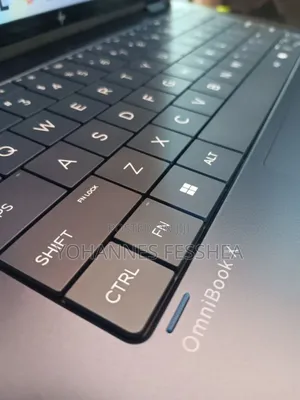 New Laptop HP OmniBook Ultra Flip 14" 16GB Intel Core Ultra 7 SSD 1T