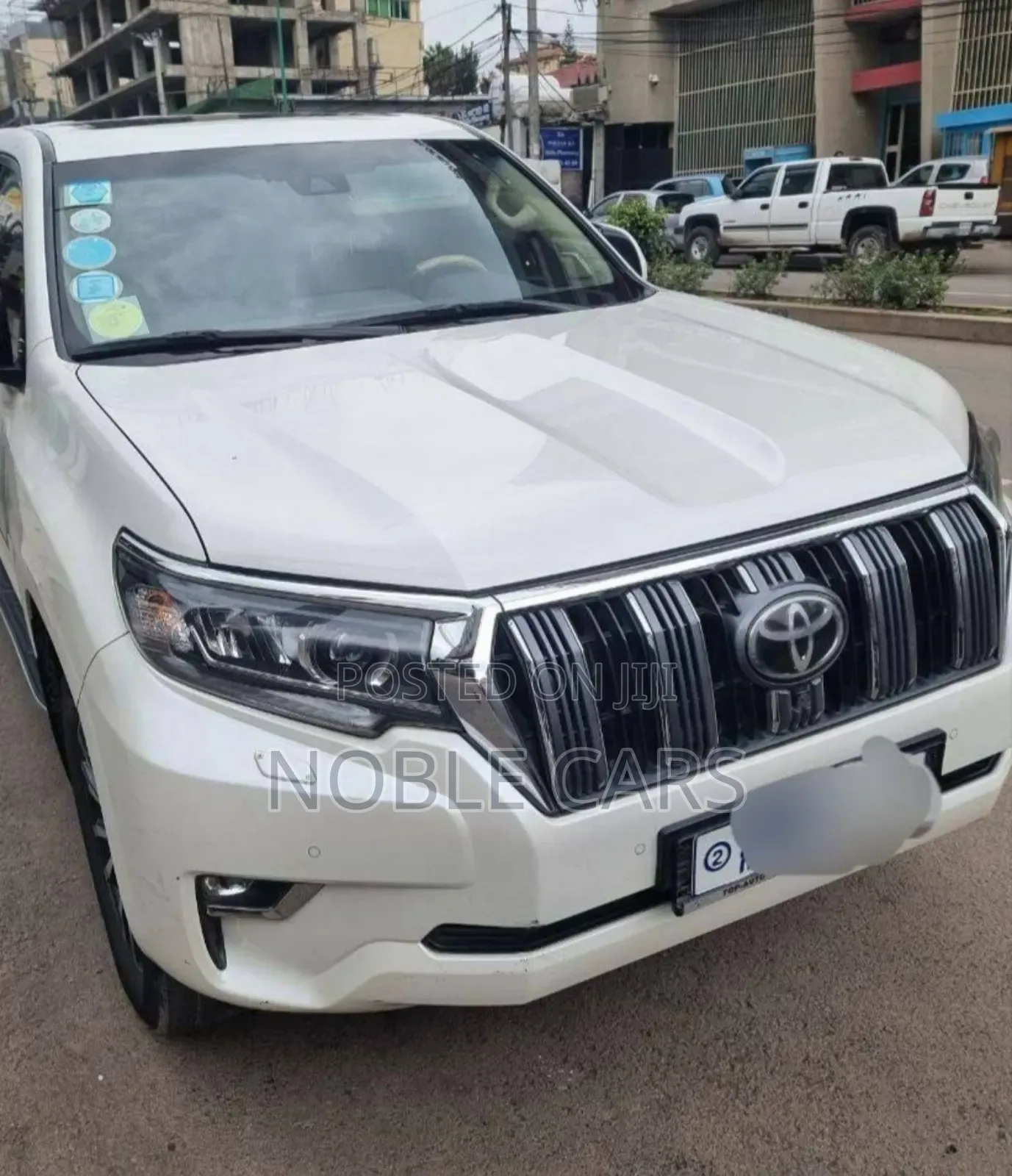 Toyota Land Cruiser Prado 2022 White