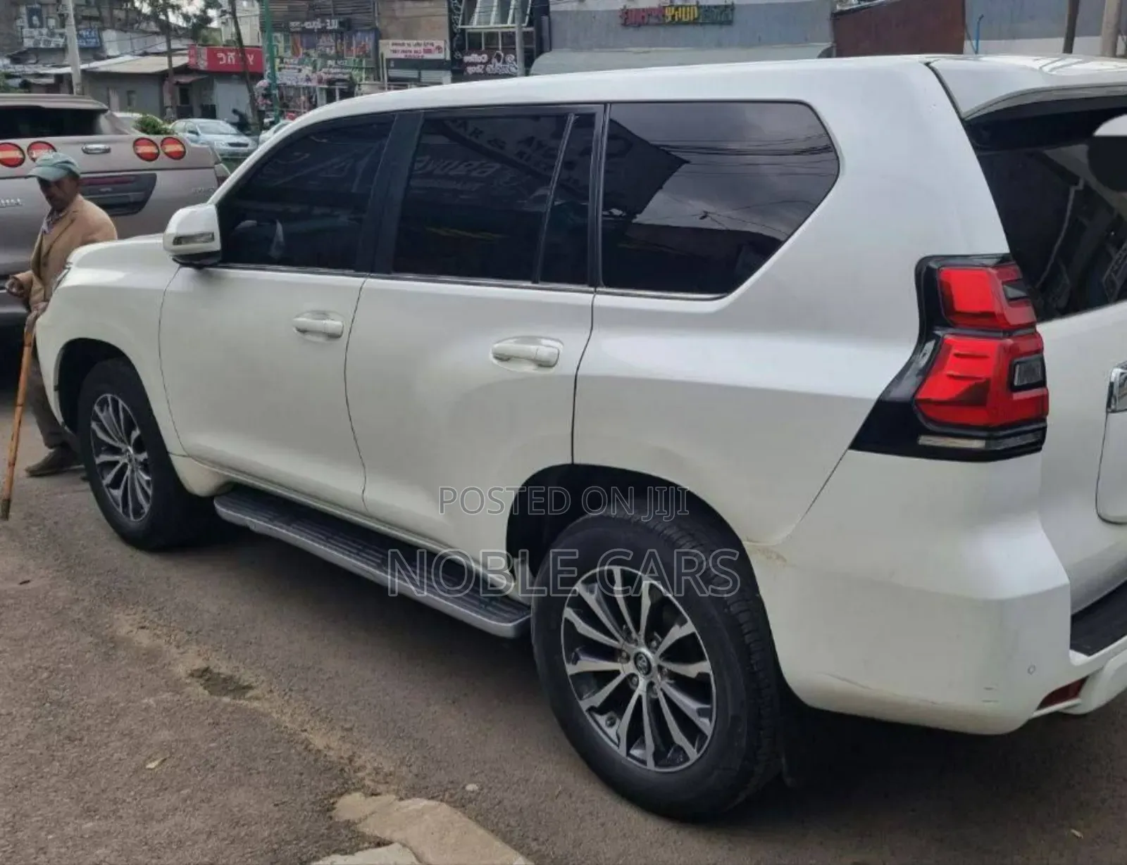 Toyota Land Cruiser Prado 2022 White
