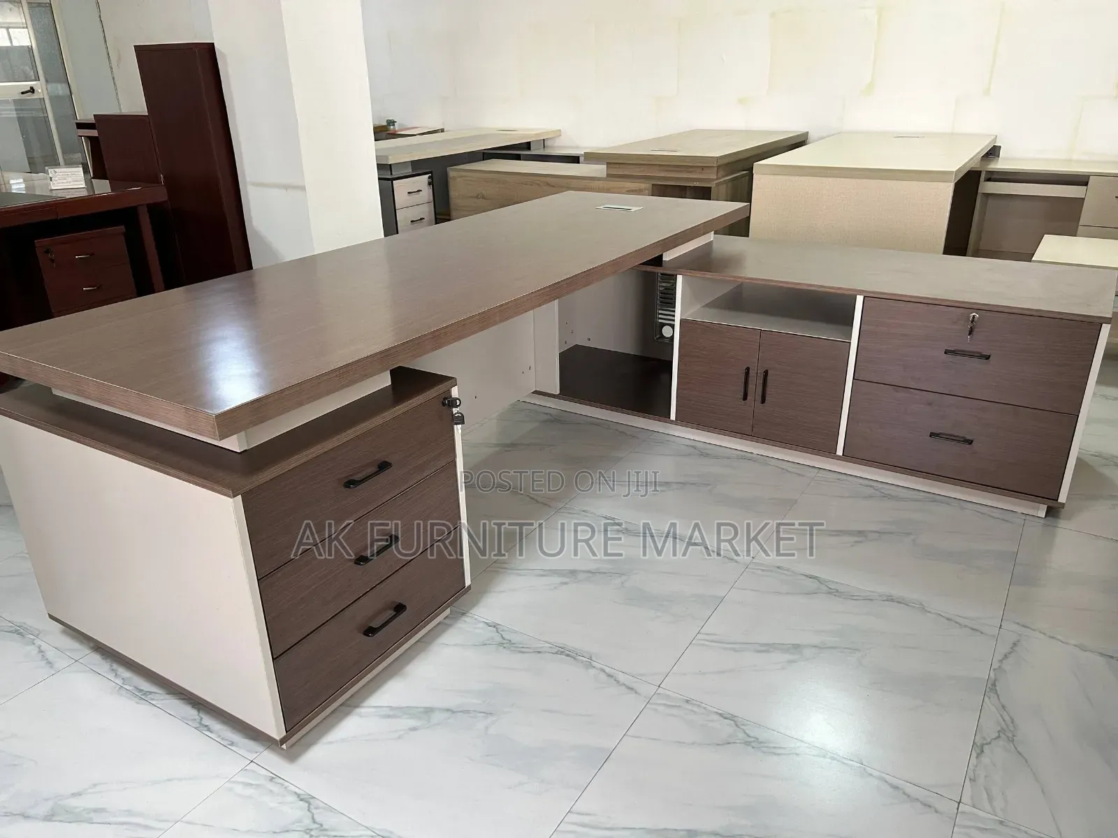 Big Size Luxury and Modern Manager Table Size 2.40*1.10cm