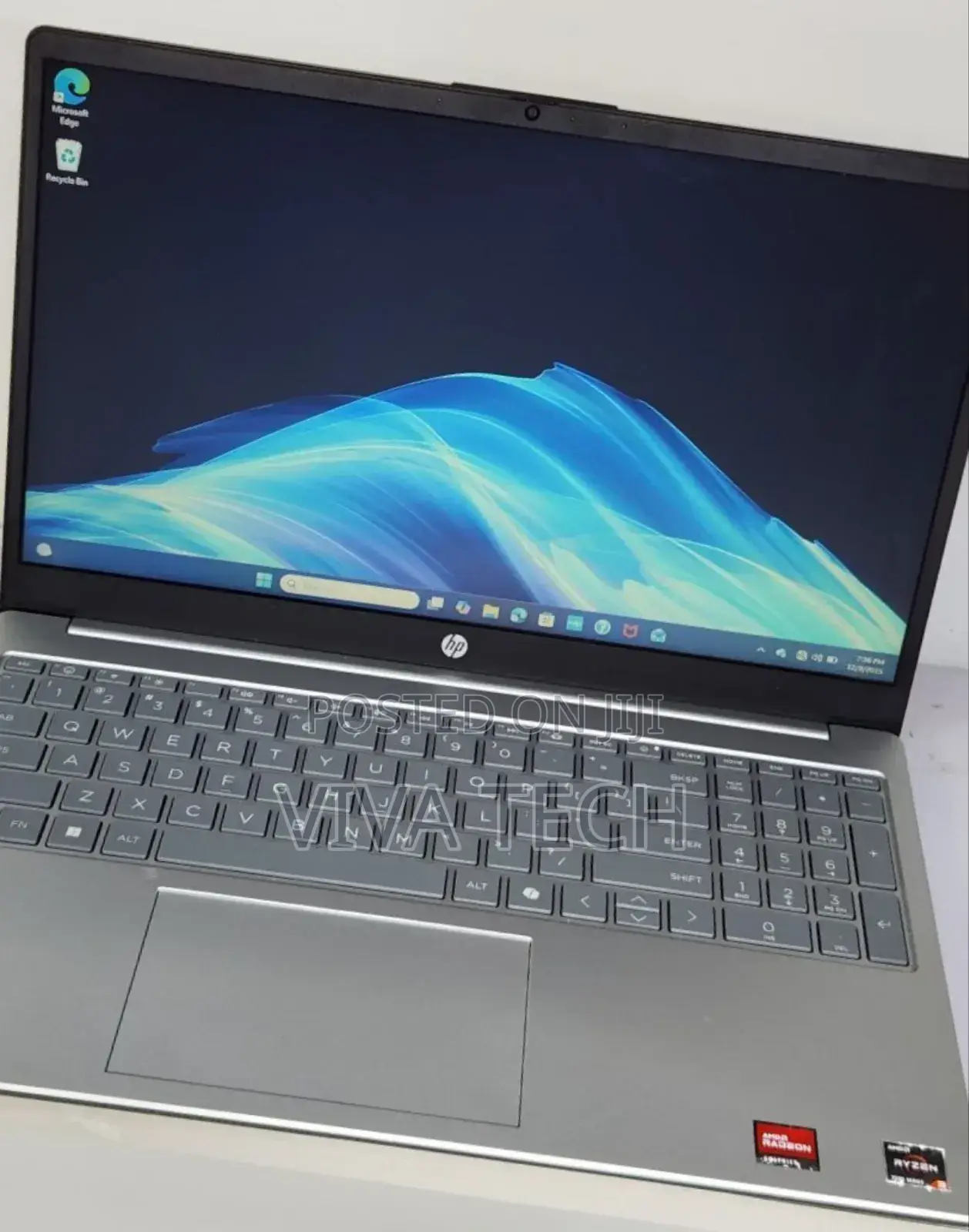 New Laptop HP Stream Notebook 8GB AMD Ryzen 3 SSD 256GB